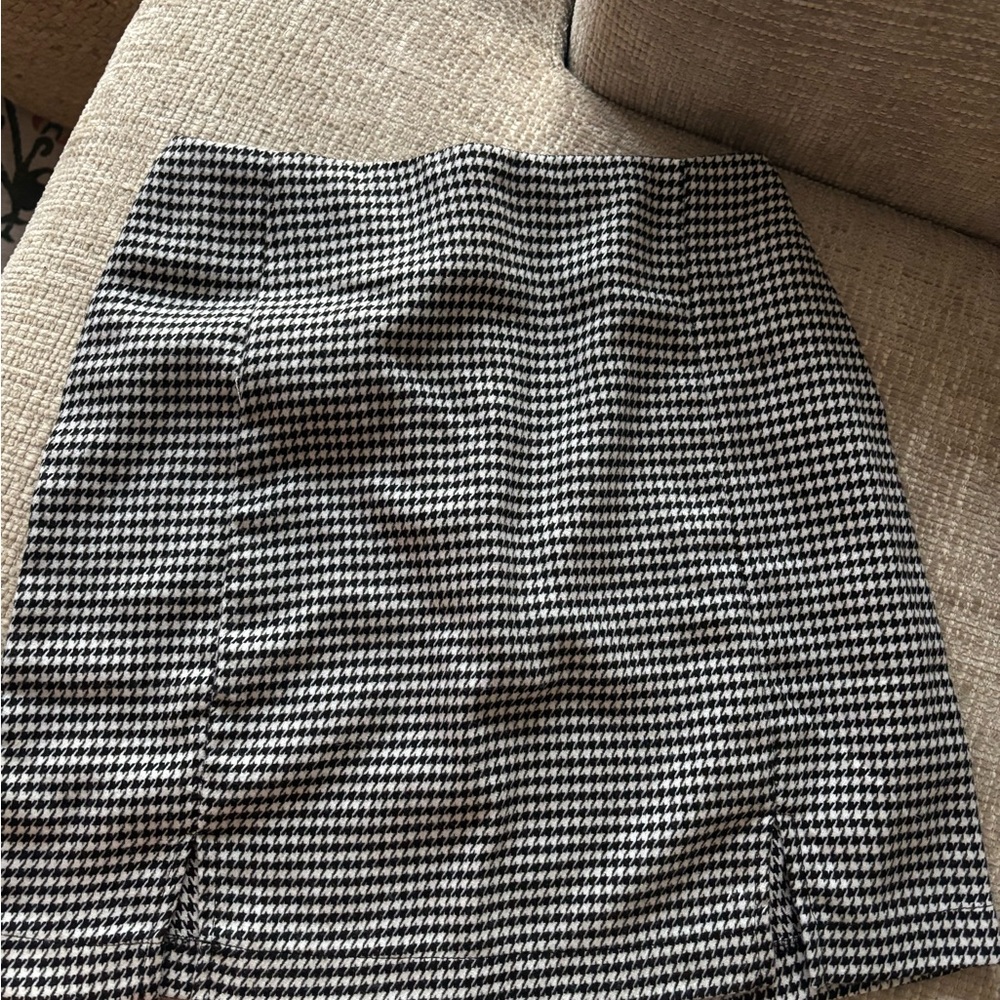 Classic Black and White Skirt